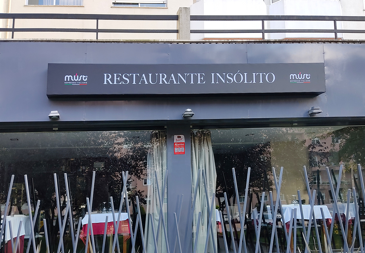 Restaurante Insolito 01